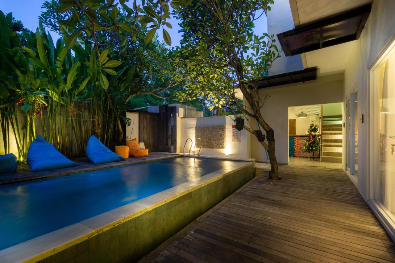Casa Kayu Aya Hotel Seminyak Exterior foto